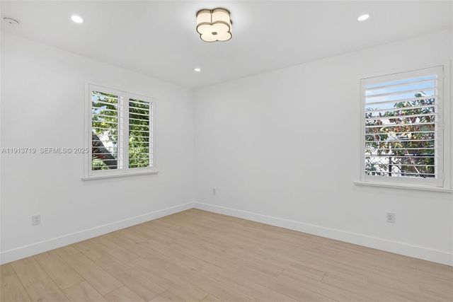 11199 SW 78th Ct, Pinecrest, FL 33156