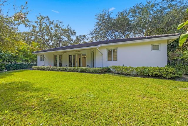 11199 SW 78th Ct, Pinecrest, FL 33156