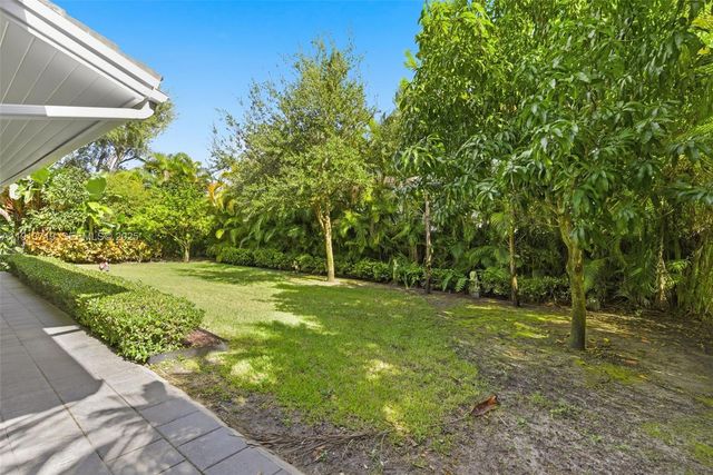 11199 SW 78th Ct, Pinecrest, FL 33156