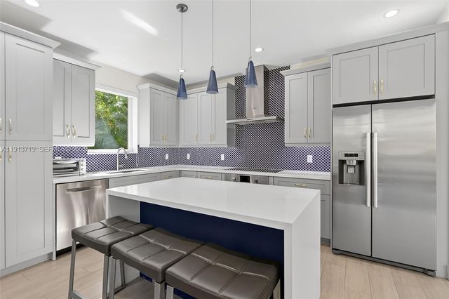 11199 SW 78th Ct, Pinecrest, FL 33156