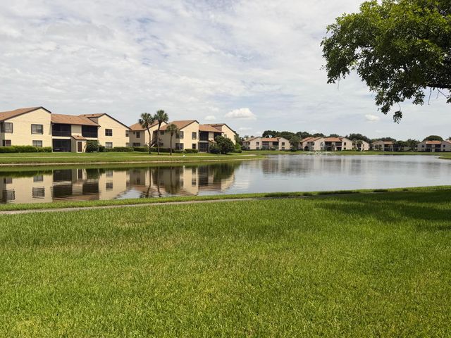8689 Boca Glades Boulevard W B, Boca Raton, FL 33434