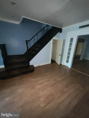 4828 E ROOSEVELT BLVD, Philadelphia, PA 19124