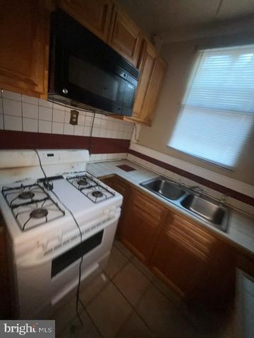 4828 E ROOSEVELT BLVD, Philadelphia, PA 19124