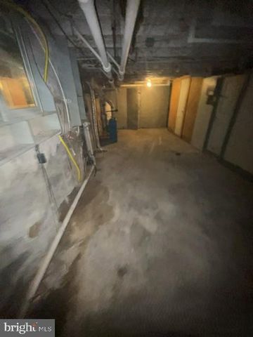 4828 E ROOSEVELT BLVD, Philadelphia, PA 19124