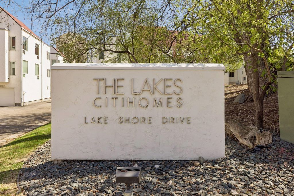 3049 Lake Shore Drive A, Minneapolis, MN 55416 — photo 2