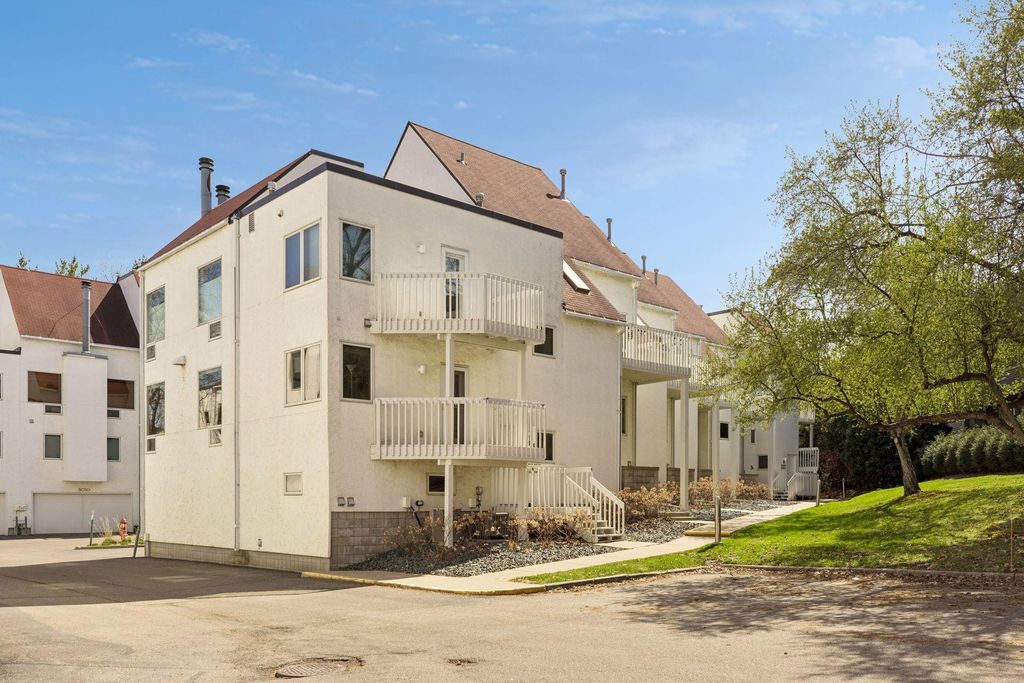 3049 Lake Shore Drive A, Minneapolis, MN 55416 — photo 3