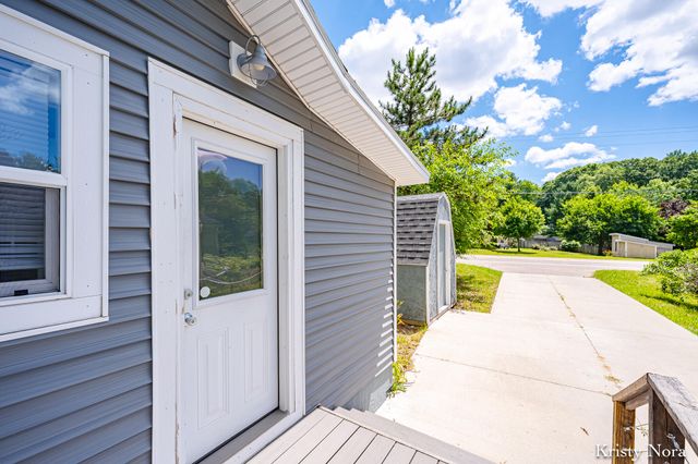 8683 Old Belding Road Ne, Cannon Twp, MI 49341