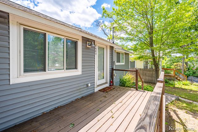 8683 Old Belding Road Ne, Cannon Twp, MI 49341