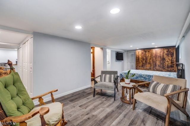 208 Greylock Pkwy, Belleville Twp., NJ 07109