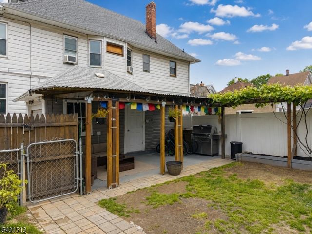 208 Greylock Pkwy, Belleville Twp., NJ 07109