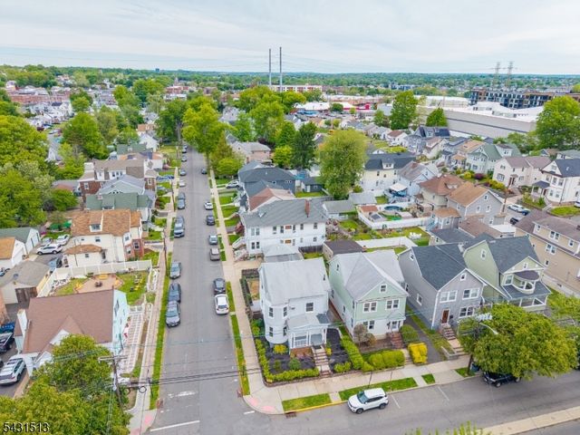 208 Greylock Pkwy, Belleville Twp., NJ 07109