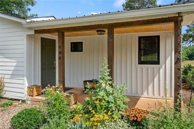 104 Owens Road, Pendleton, SC 29670