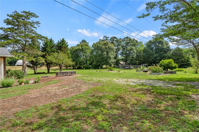 104 Owens Road, Pendleton, SC 29670