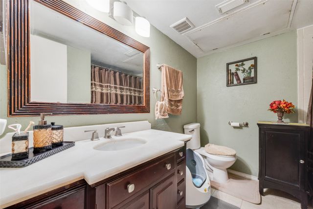 527 Towne House Lane, Richardson, TX 75081