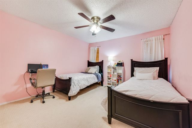 527 Towne House Lane, Richardson, TX 75081