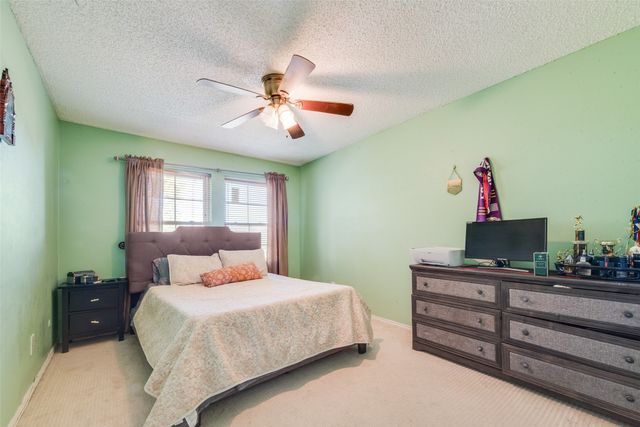 527 Towne House Lane, Richardson, TX 75081