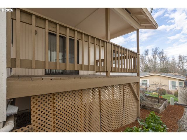 1669 NUT TREE Dr Nw, Salem, OR 97304