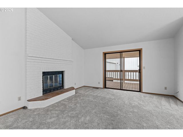 1669 NUT TREE Dr Nw, Salem, OR 97304