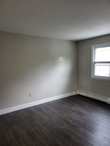 523 Mechanic Street 6, Leominster, MA 01453