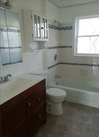 5 Pelham Ave 3, Methuen, MA 01844