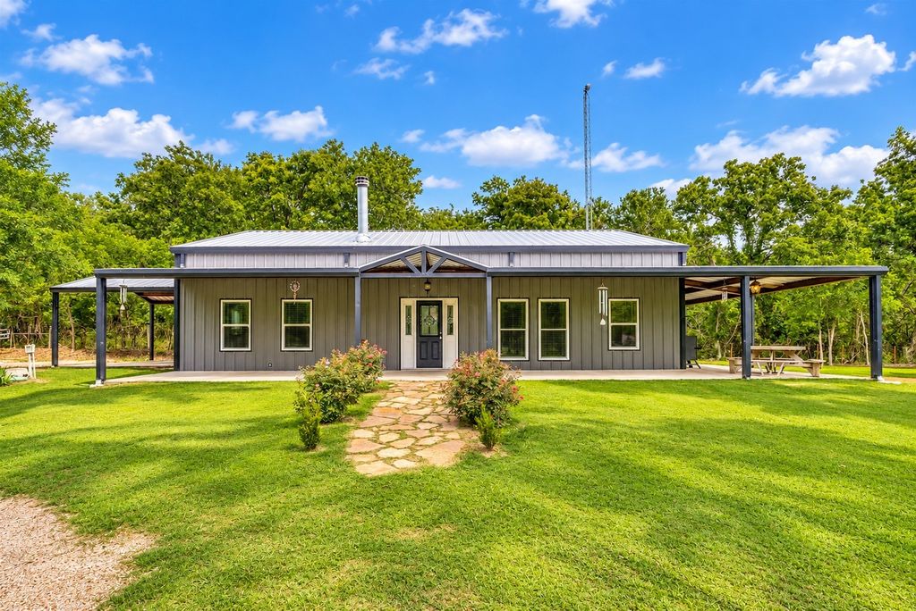 5115 County Road 423, Grandview, TX 76050 — photo 2