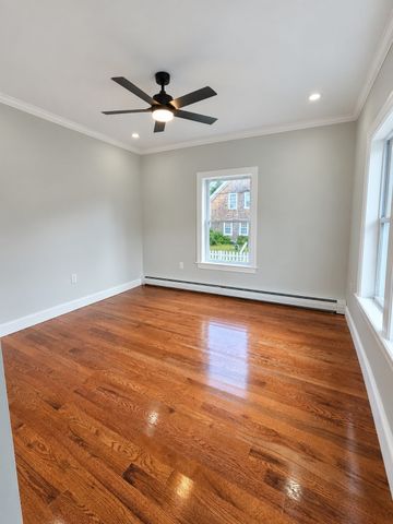 40 Pine Ave, Brockton, MA 02302