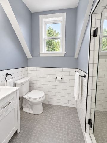 40 Pine Ave, Brockton, MA 02302
