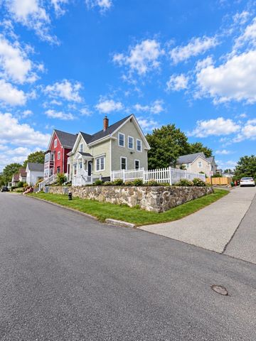 40 Pine Ave, Brockton, MA 02302