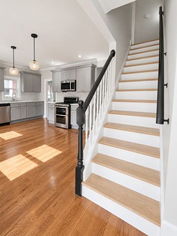 40 Pine Ave, Brockton, MA 02302