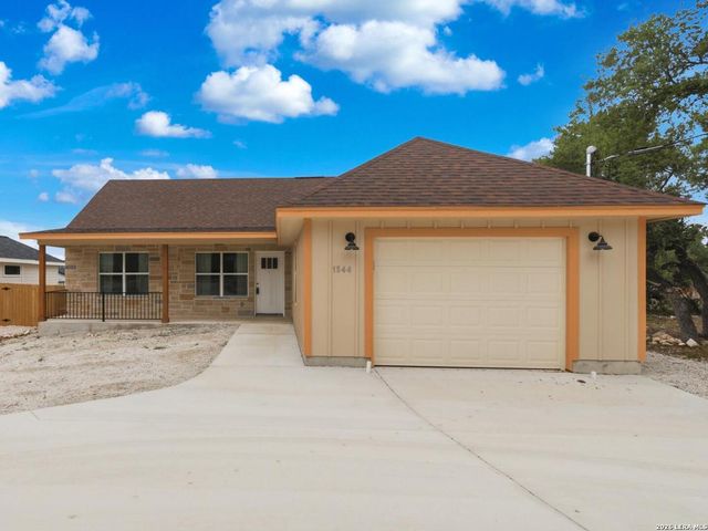 1544 Rimrock Cove, Spring Branch, TX 78070