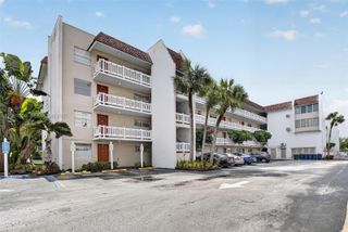 3531 Inverrary Drive 101, Lauderhill, FL 33319
