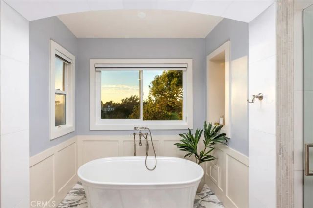 19531 Peninsula, Huntington Beach, CA 92648