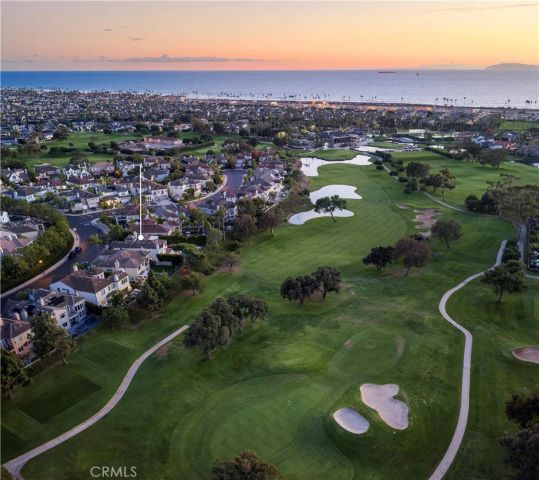 19531 Peninsula, Huntington Beach, CA 92648