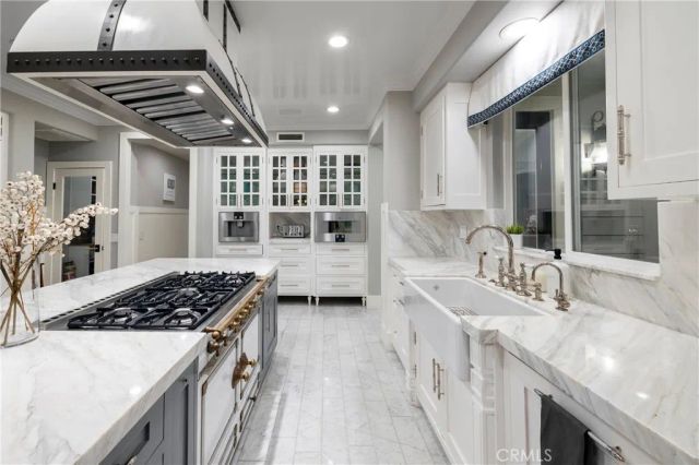 19531 Peninsula, Huntington Beach, CA 92648