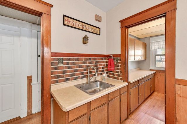 3614 W Rogers STREET, Milwaukee, WI 53215