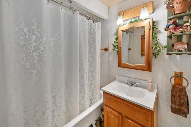 3614 W Rogers STREET, Milwaukee, WI 53215