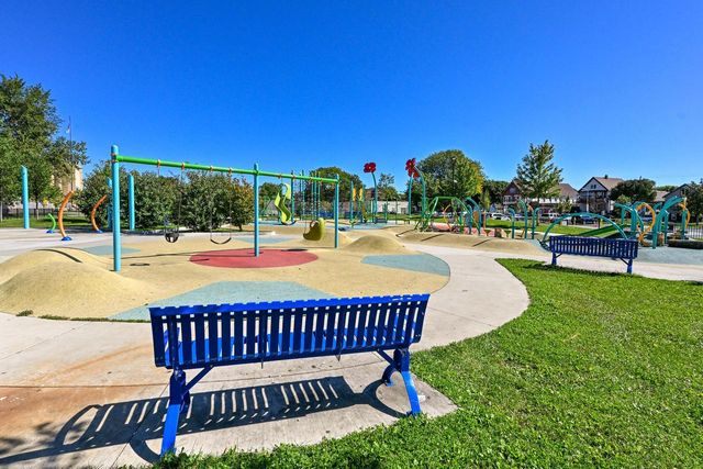 3614 W Rogers STREET, Milwaukee, WI 53215