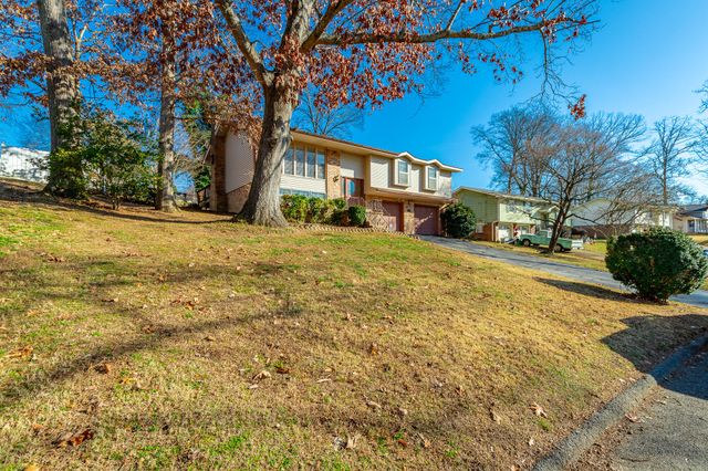 909 Spurling Drive, Hixson, TN 37343