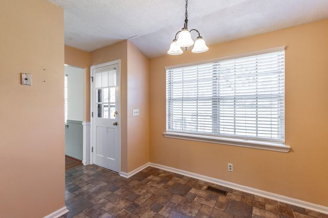 909 Spurling Drive, Hixson, TN 37343