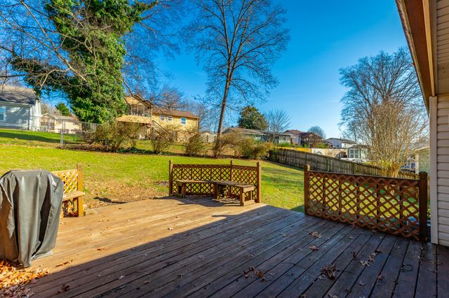 909 Spurling Drive, Hixson, TN 37343