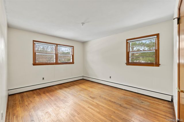 3 Anchor Road, Spring Valley, NY 10977