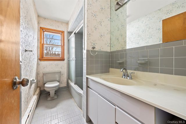 3 Anchor Road, Spring Valley, NY 10977