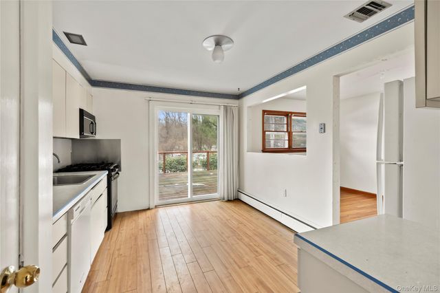 3 Anchor Road, Spring Valley, NY 10977