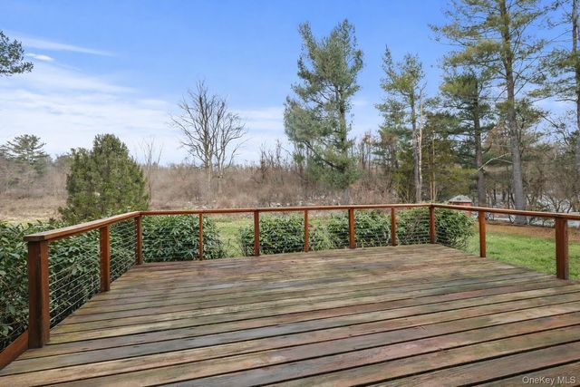 3 Anchor Road, Spring Valley, NY 10977