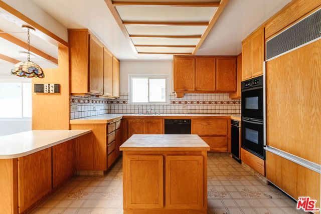 12210 Hammack Street, Culver City, CA 90230