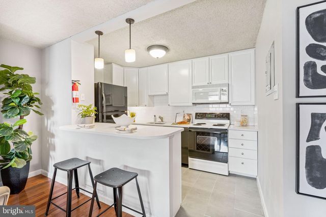 1325 18TH ST NW #707, Washington, DC 20036