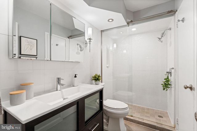 1325 18TH ST NW #707, Washington, DC 20036