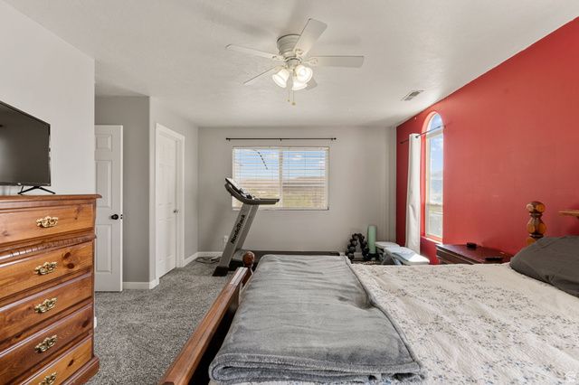 924 N 100 W, Hurricane, UT 84737