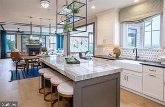 111 LEXINGTON MANOR, Glenmoore, PA 19343