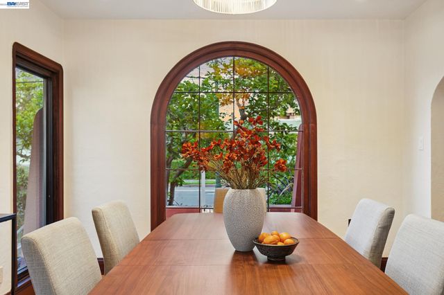 1635 High St, Alameda, CA 94501